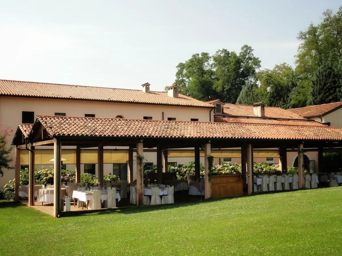 Locanda Perinella Castelgomberto 3*,  İtalya