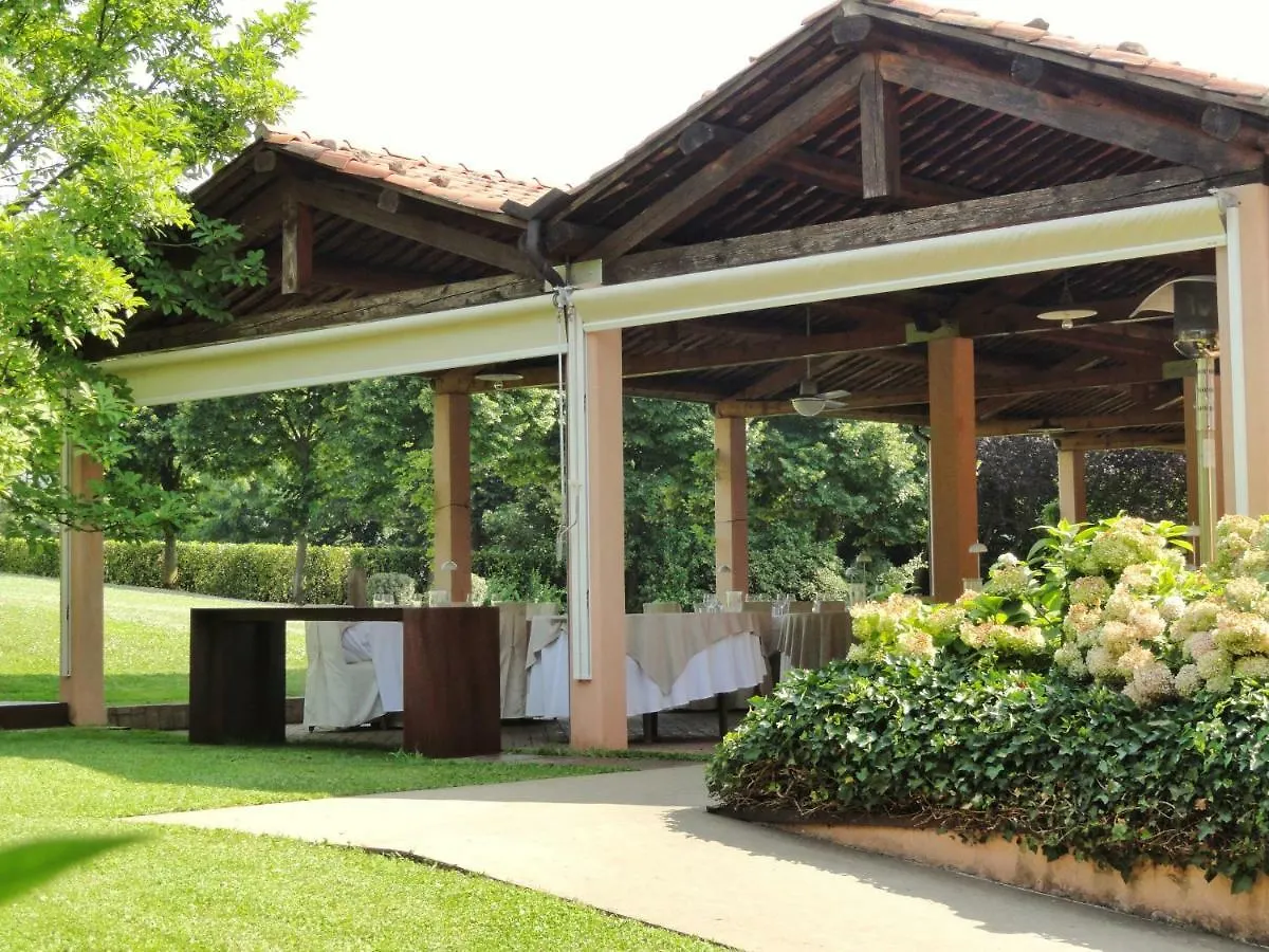 Locanda Perinella Castelgomberto Otel